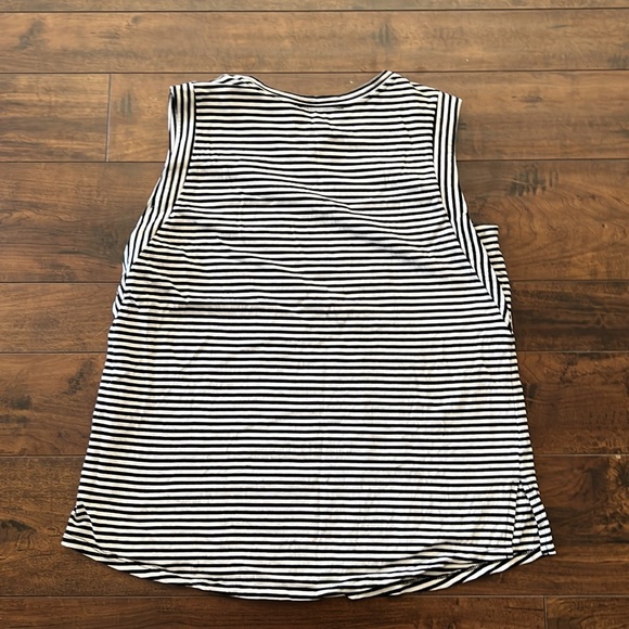 Michael Kors top - Picture 4 of 4